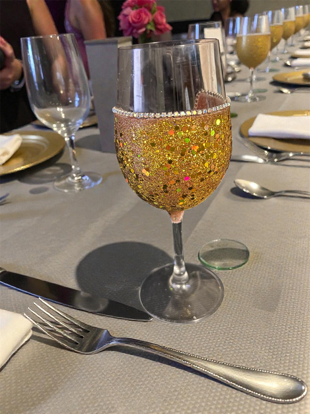 Glitter Wine Glass with Diamond Gemstones-030
